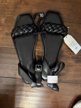 Time and Tru Black Braided Strap Women's Sandals